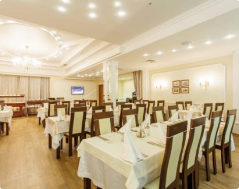 Основной зал